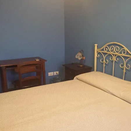 Marina D'aspra לינה וארוחת בוקר בגרייה