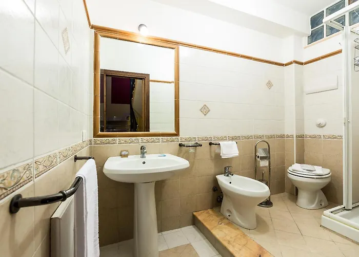 Marina D'aspra Bed and Breakfast 4*